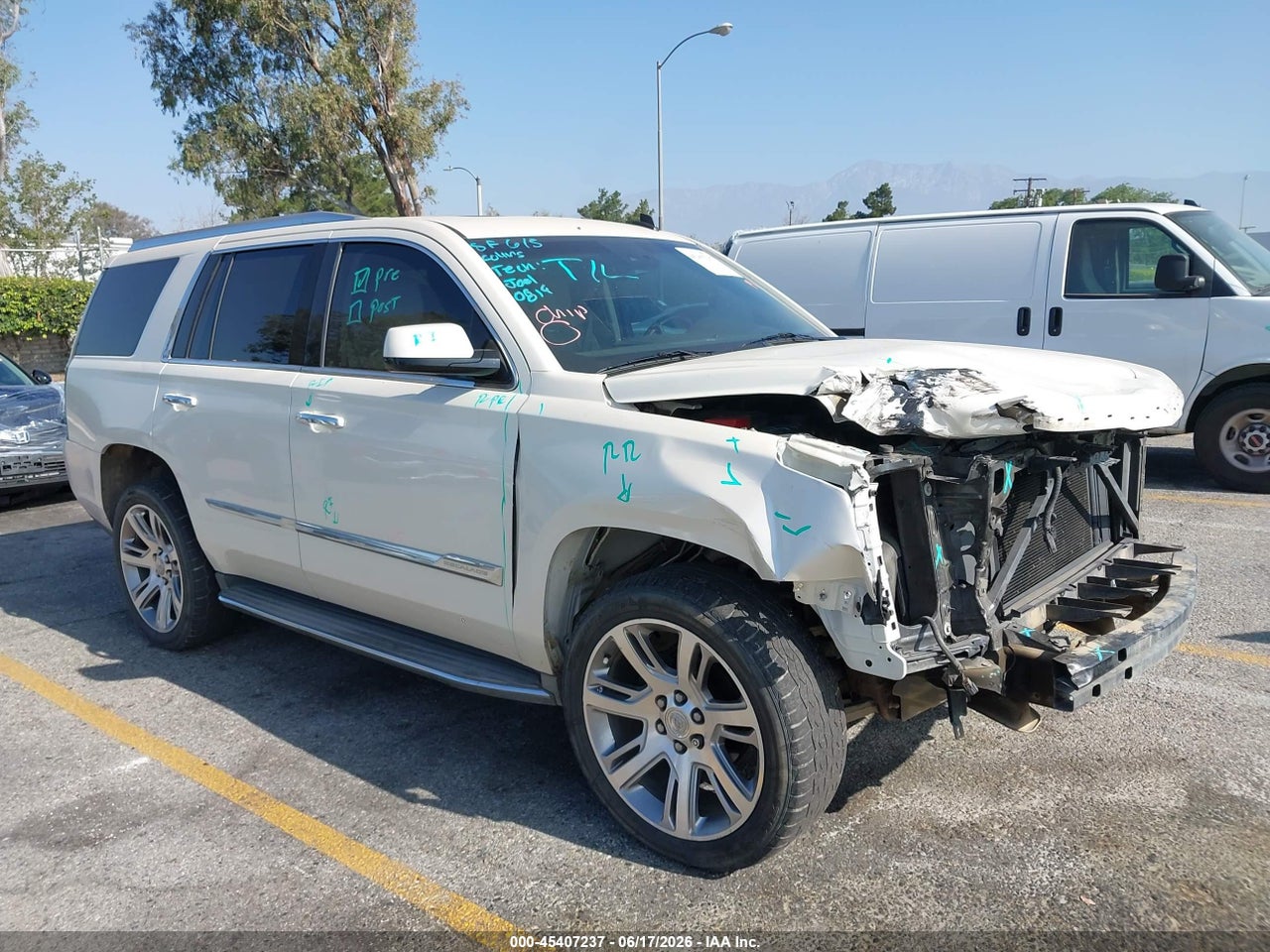 1GYS4BKJ3FR****** · 2015 CADILLAC ESCALADE LUXURY
