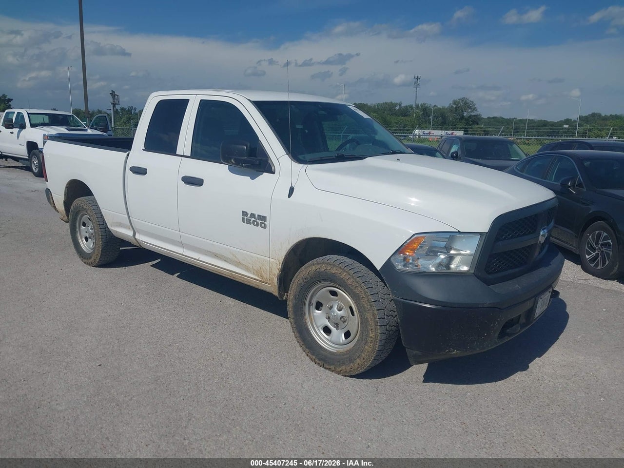 1C6RR7FGXHS****** · 2017 RAM 1500 TRADESMAN  4X4 6'4 BOX