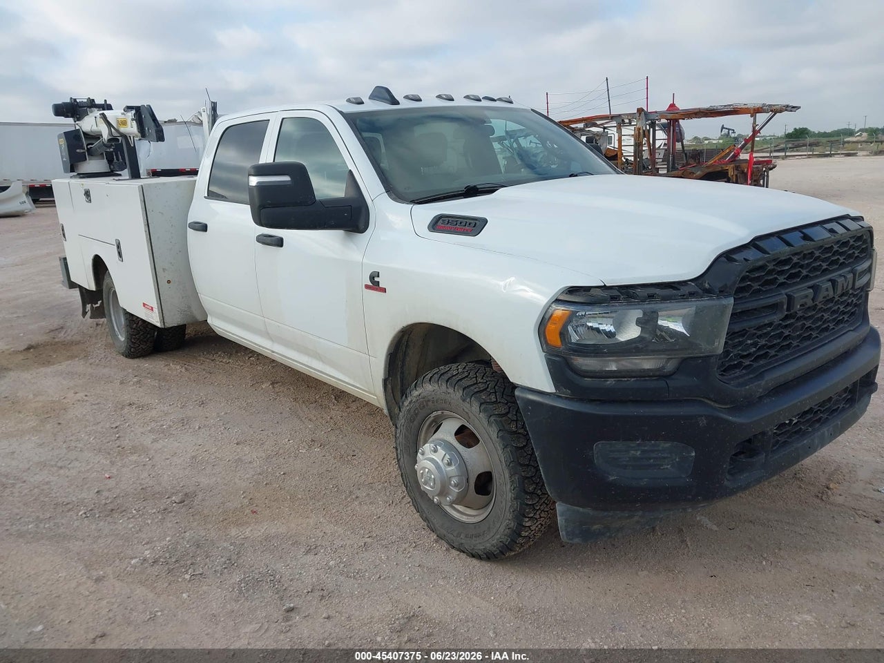 3C7WRTCL6PG****** · 2023 RAM 3500 CHASSIS TRADESMAN/SLT/LARAMIE/LIMITED