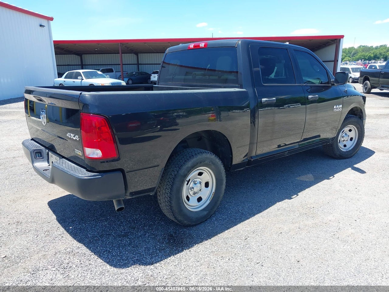 2017 RAM 1500 TRADESMAN  4X4 5'7 BOX · 4/11