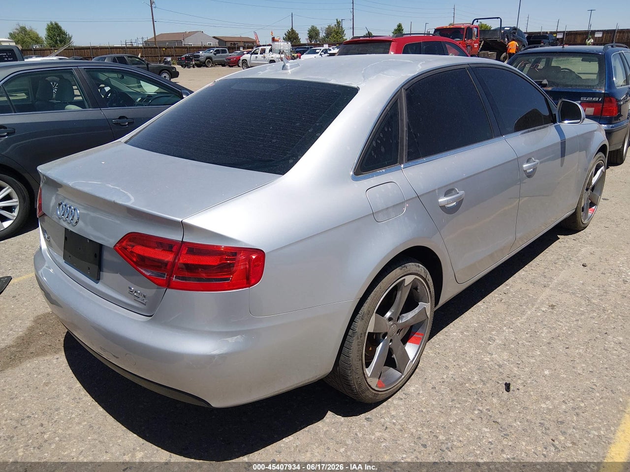 2009 AUDI A4 2.0T PREMIUM · 4/11