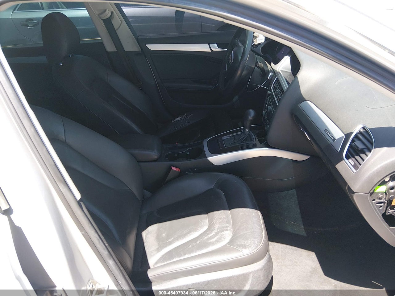 2009 AUDI A4 2.0T PREMIUM · 5/11