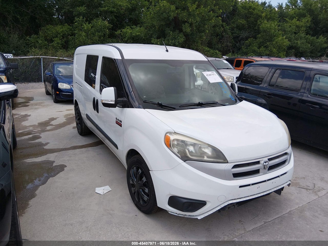 ZFBERFBT9G6****** · 2016 RAM PROMASTER CITY TRADESMAN SLT
