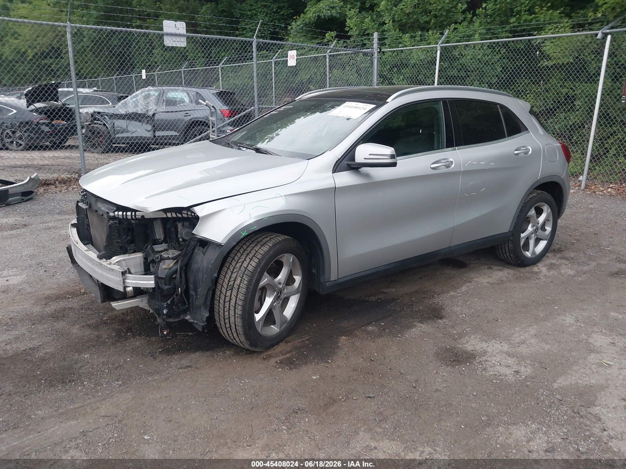 2018 MERCEDES-BENZ GLA 250 4MATIC · 2/11