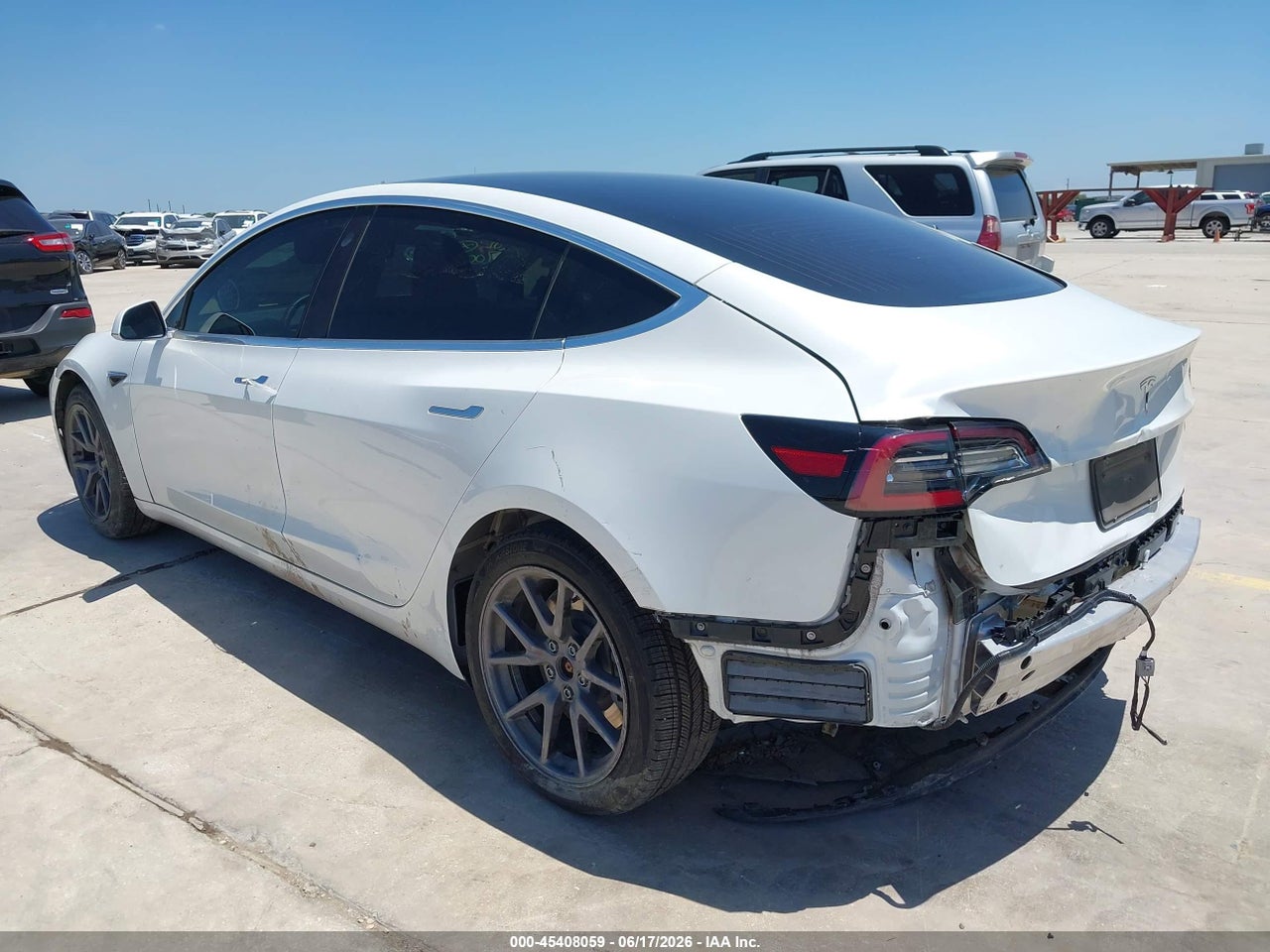 2020 TESLA MODEL 3 STANDARD RANGE PLUS REAR-WHEEL DRIVE/STANDARD RANGE REAR-WHEEL DRIVE · 3/10