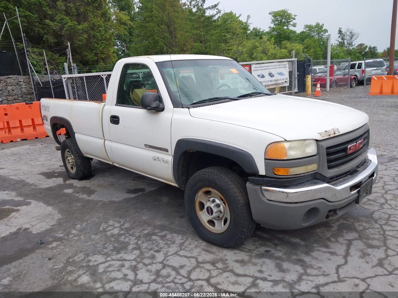 1GTHK24U93E****** · 2003 GMC SIERRA 2500HD WORK TRUCK