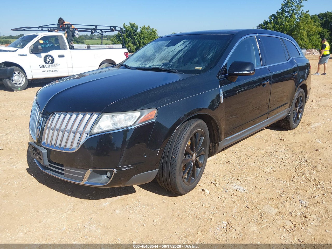 2011 LINCOLN MKT ECOBOOST · 2/11