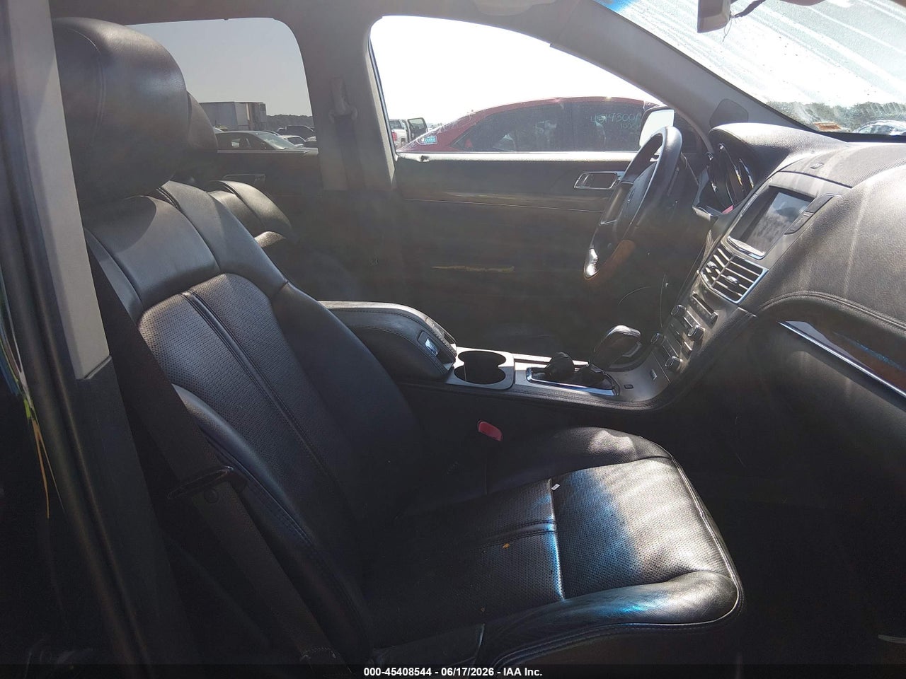 2011 LINCOLN MKT ECOBOOST · 5/11
