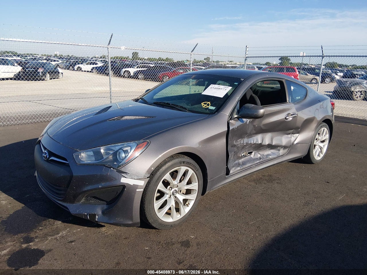 2013 HYUNDAI GENESIS 2.0T · 2/10