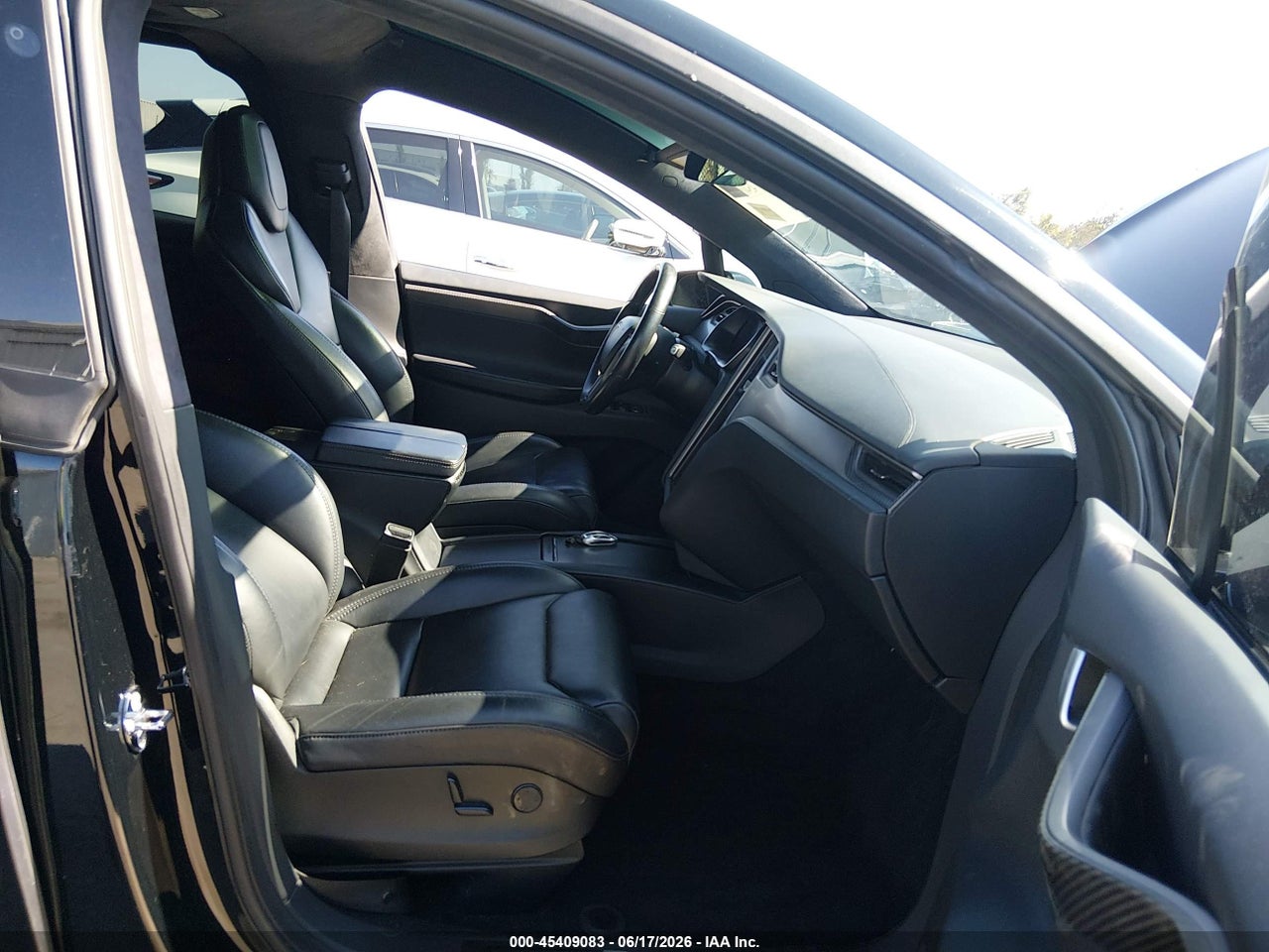 2019 TESLA MODEL X 100D/75D/LONG RANGE · 5/9