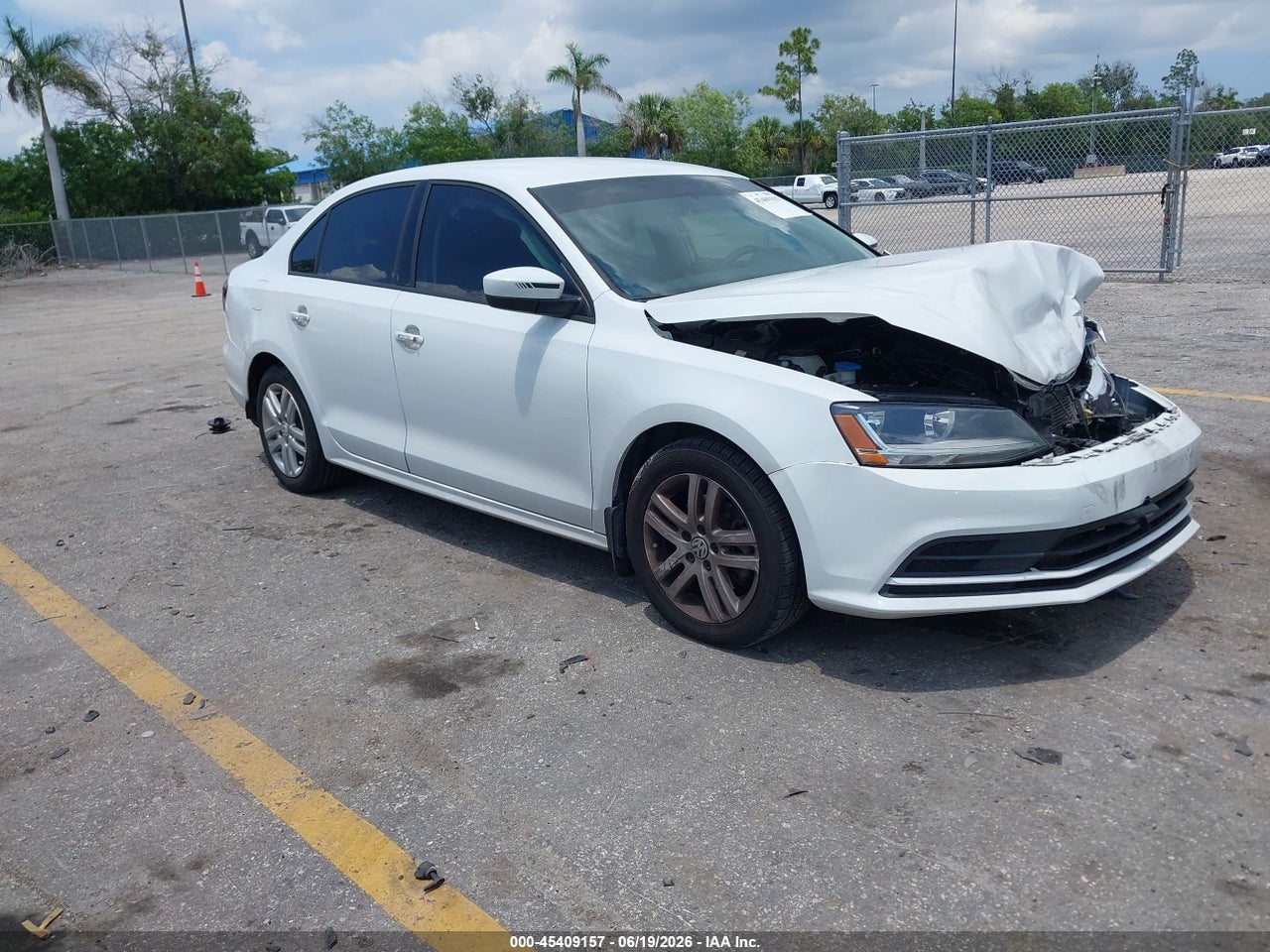 3VW2B7AJ6JM****** · 2018 VOLKSWAGEN JETTA 1.4T S