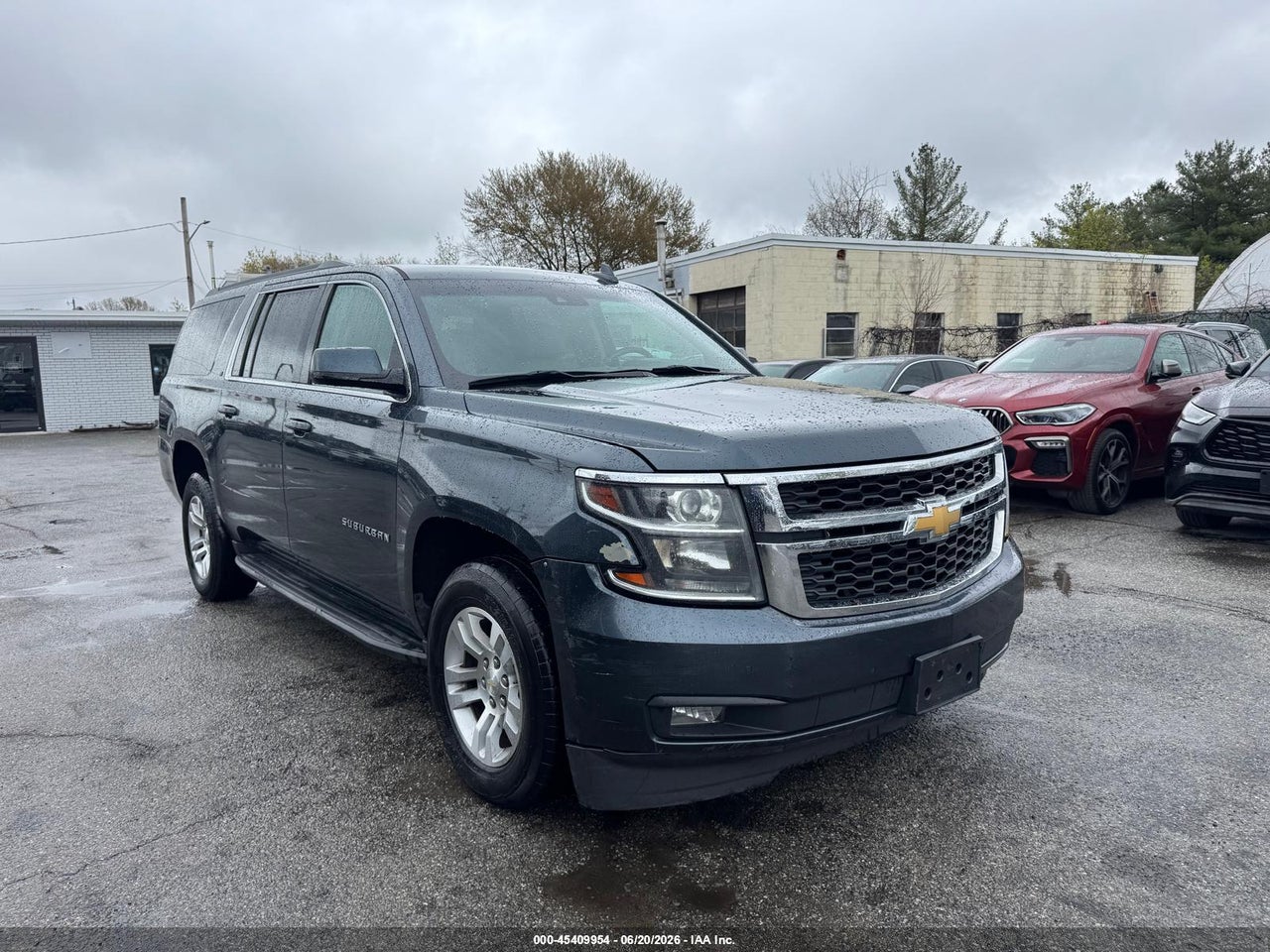 1GNSKHKC5KR****** · 2019 CHEVROLET SUBURBAN LT