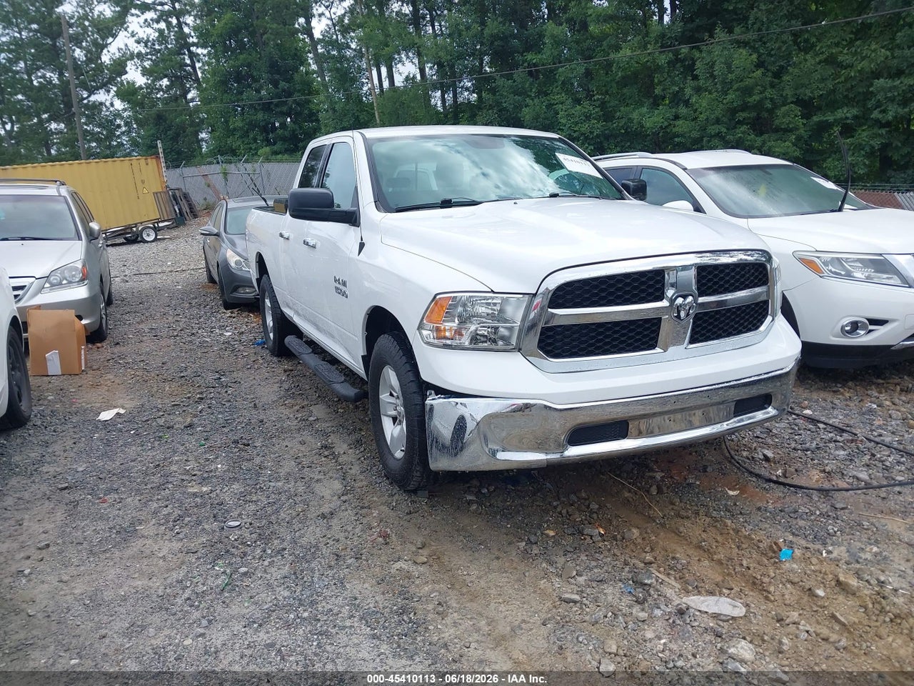 1C6RR7GG5JS****** · 2018 RAM 1500 SLT  4X4 6'4 BOX