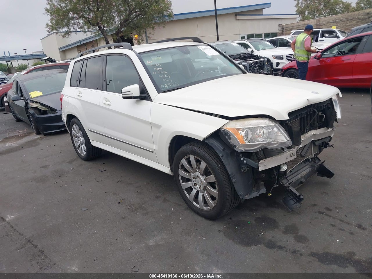 WDCGG5GB3CF****** · 2012 MERCEDES-BENZ GLK 350