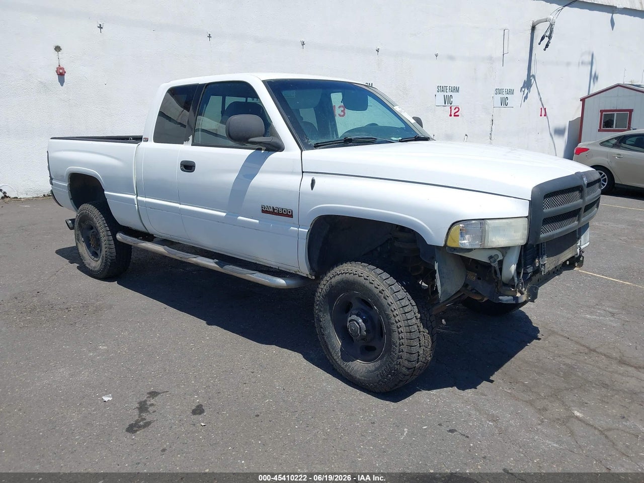 1B7KF236X1J****** · 2001 DODGE RAM 2500 ST