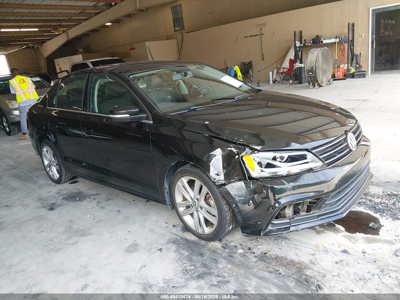3VWL07AJ9FM****** · 2015 VOLKSWAGEN JETTA 1.8T SEL
