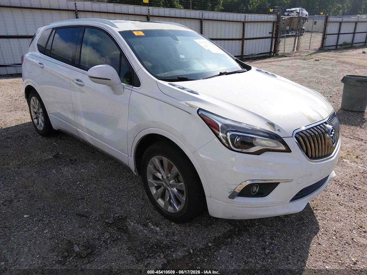 LRBFXBSA0HD****** · 2017 BUICK ENVISION ESSENCE