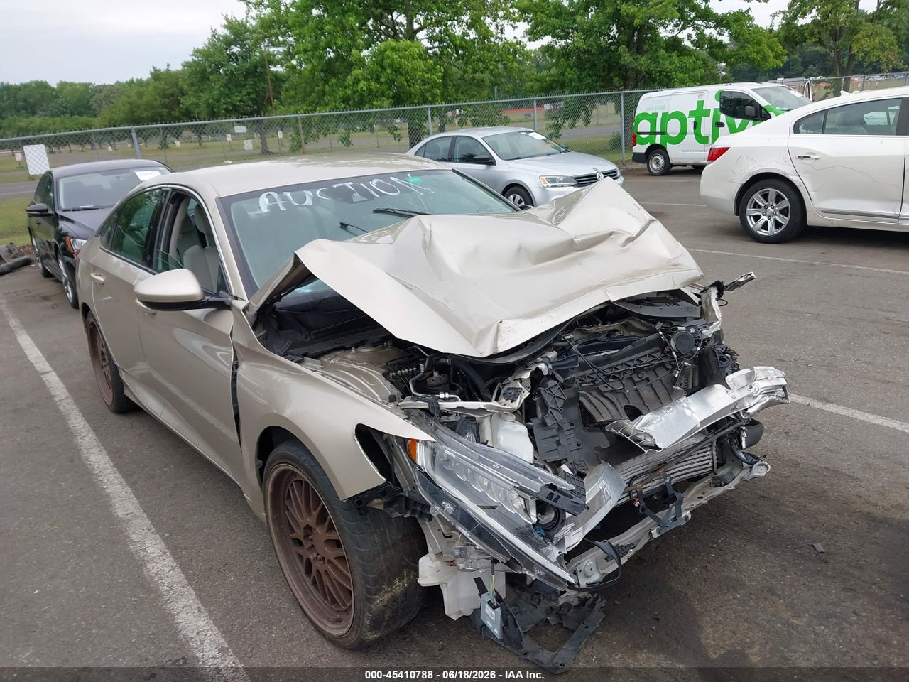 1HGCV1F12KA****** · 2019 HONDA ACCORD LX