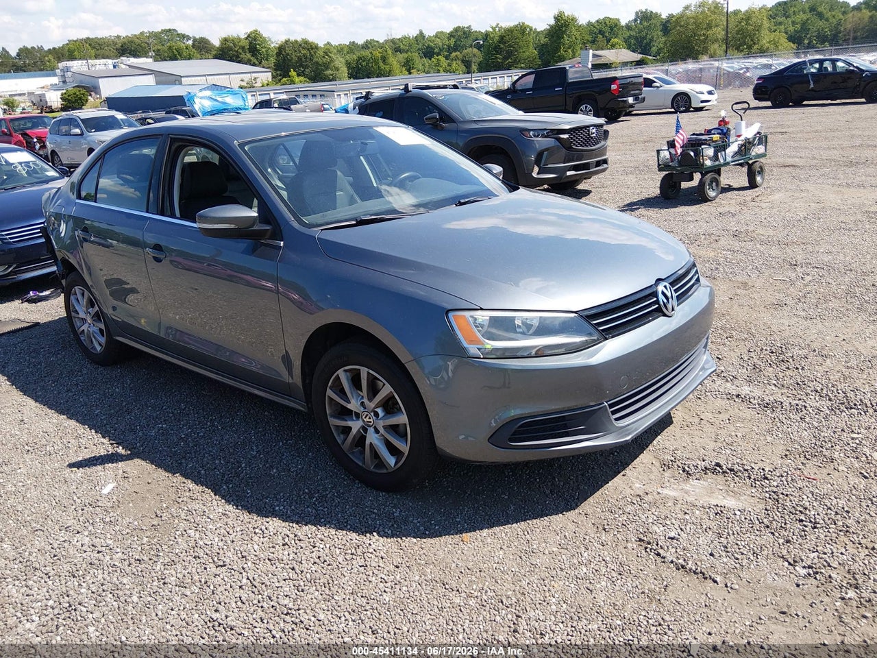 3VWDX7AJXDM****** · 2013 VOLKSWAGEN JETTA 2.5L SE