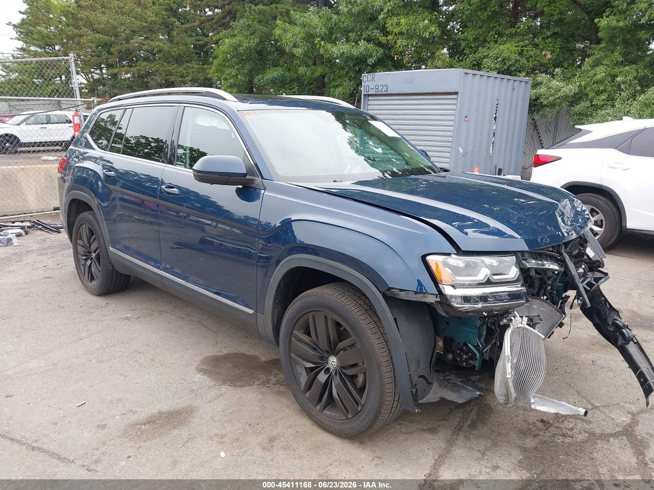 1V2NR2CA4KC****** · 2019 VOLKSWAGEN ATLAS 3.6L V6 SEL PREMIUM