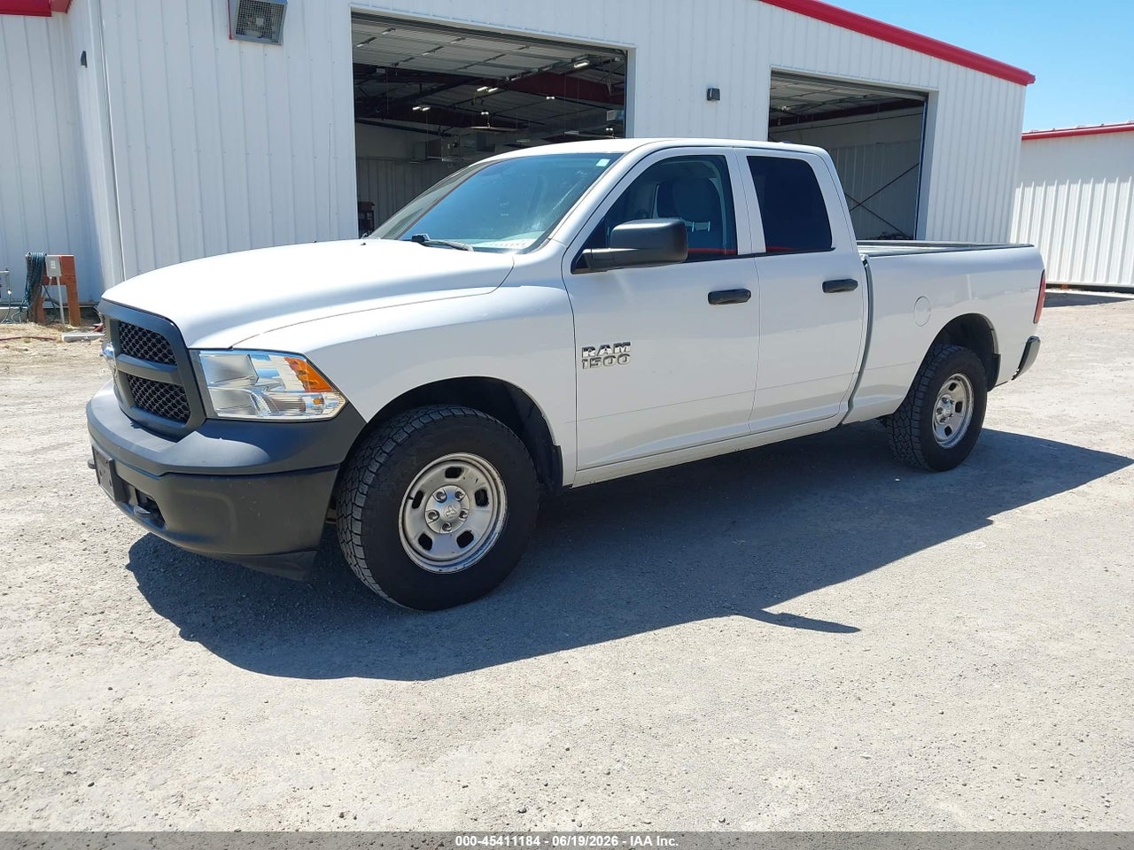 2018 RAM 1500 TRADESMAN  4X4 6'4 BOX · 2/11