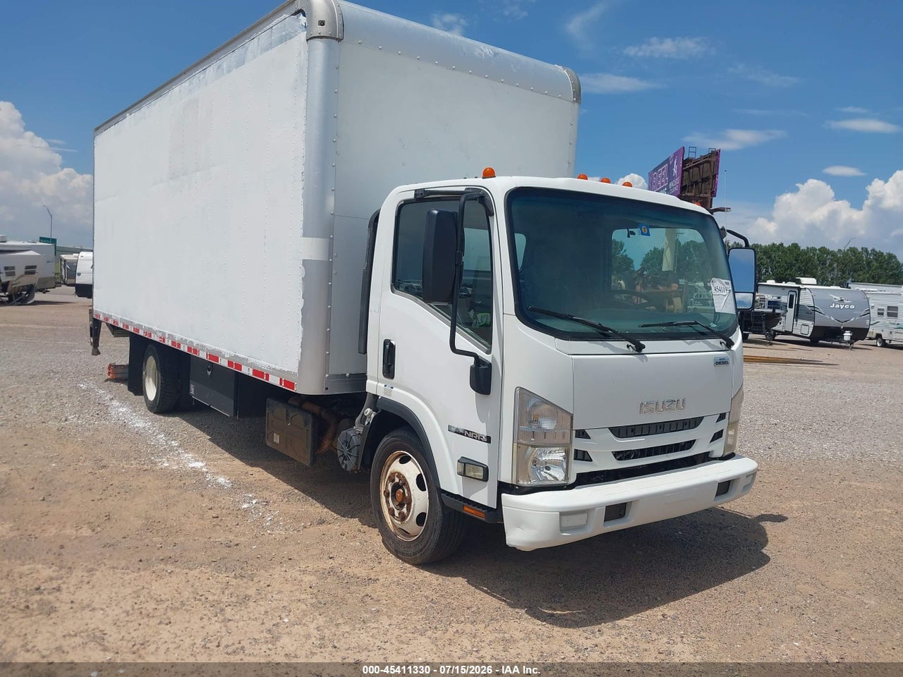 JALE5W165H7****** · 2017 ISUZU NRR DSL REG AT
