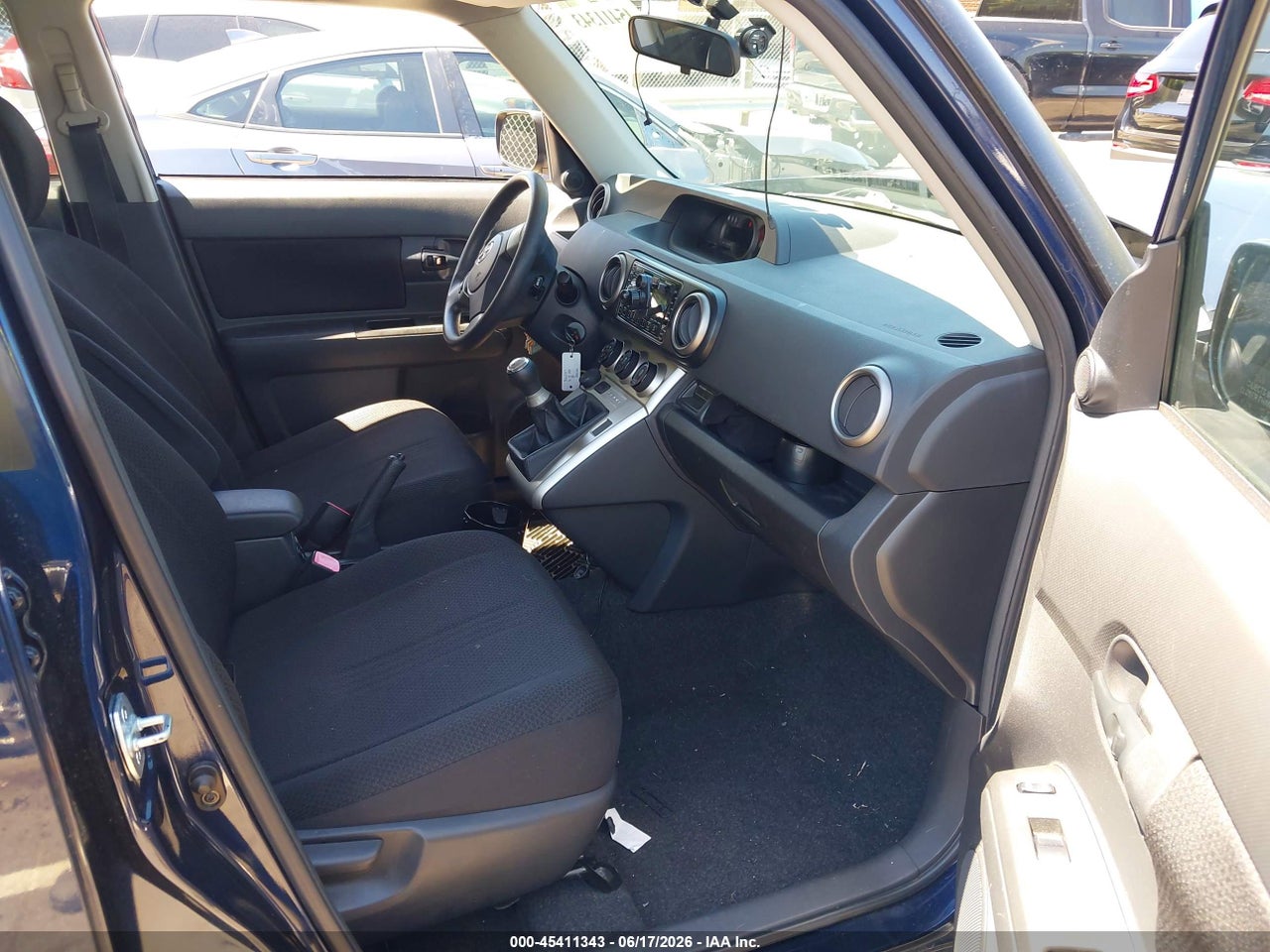 2008 SCION XB   · 5/11