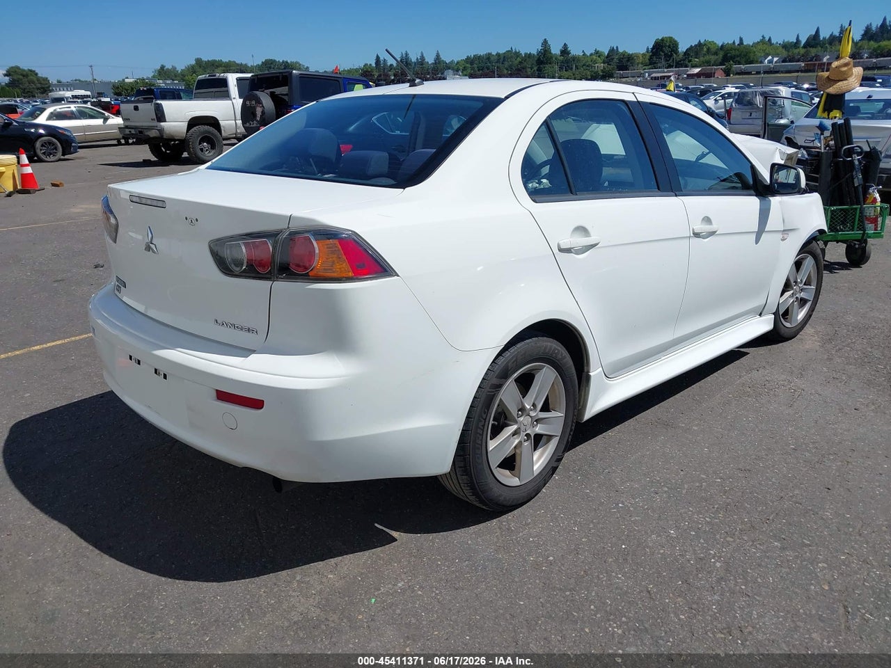 2013 MITSUBISHI LANCER SE · 4/11