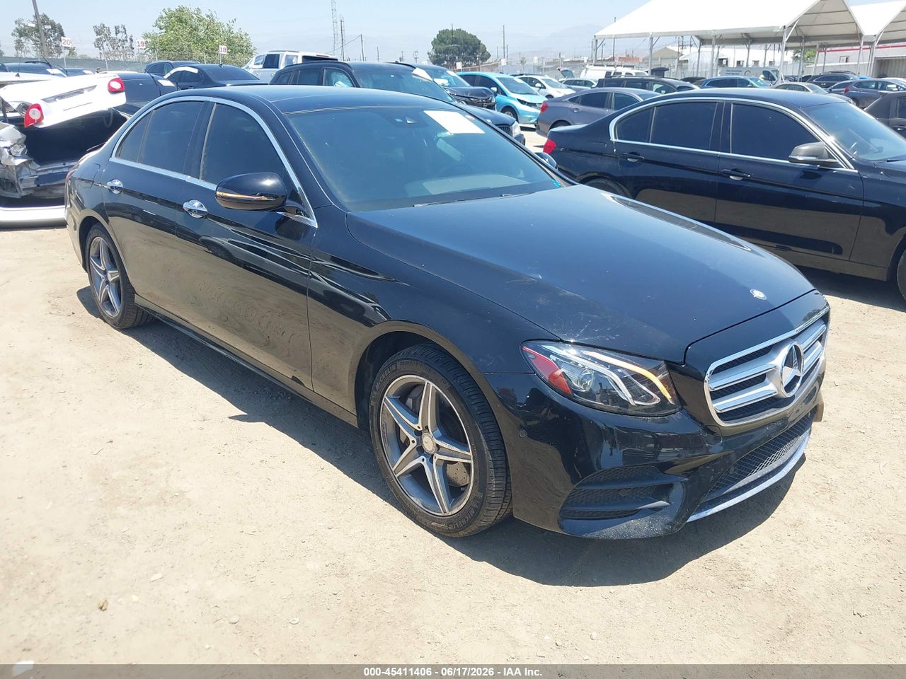 WDDZF4KB7HA****** · 2017 MERCEDES-BENZ E 300 4MATIC