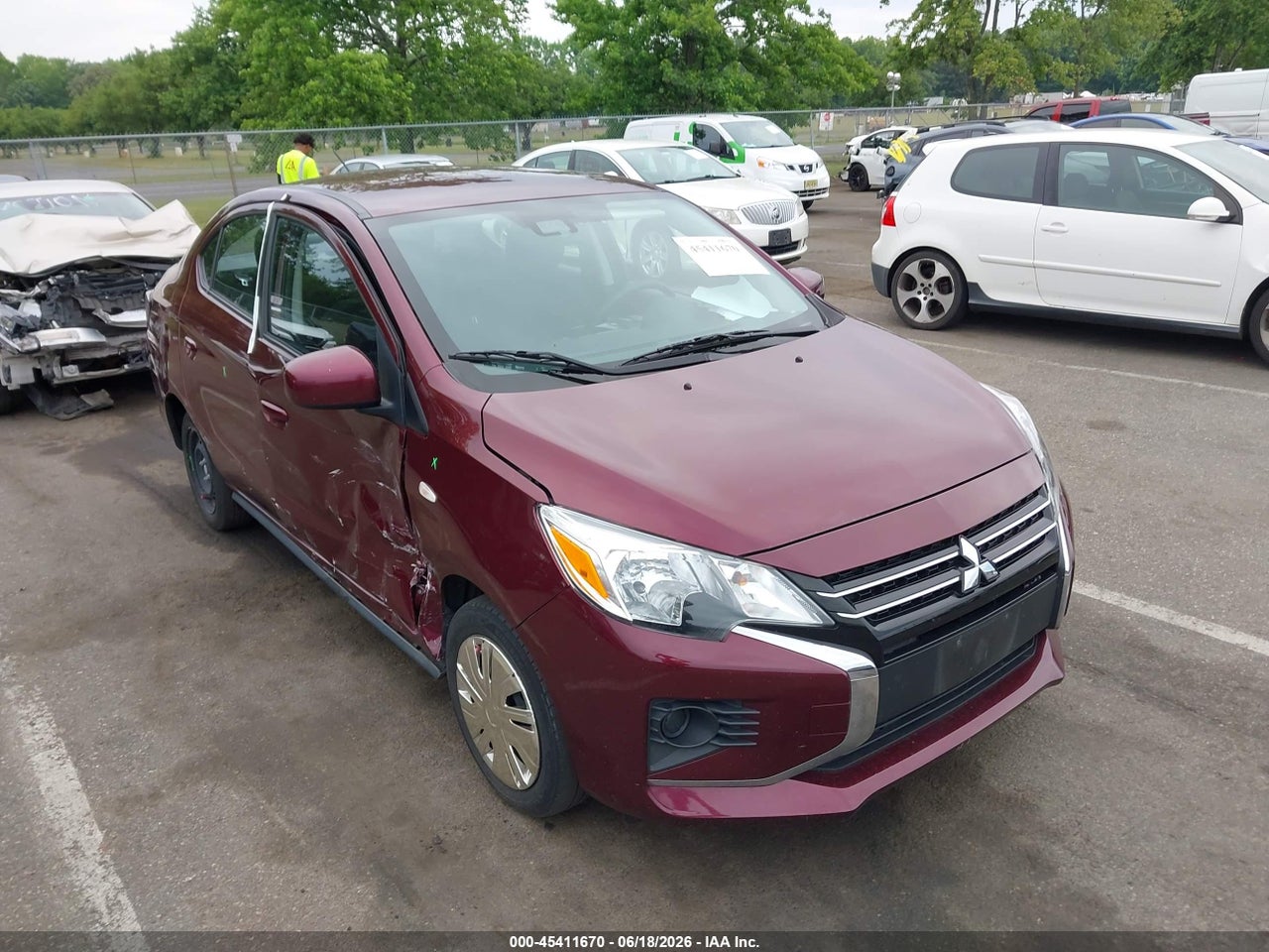 ML32FUFJ9RH****** · 2024 MITSUBISHI MIRAGE G4 ES