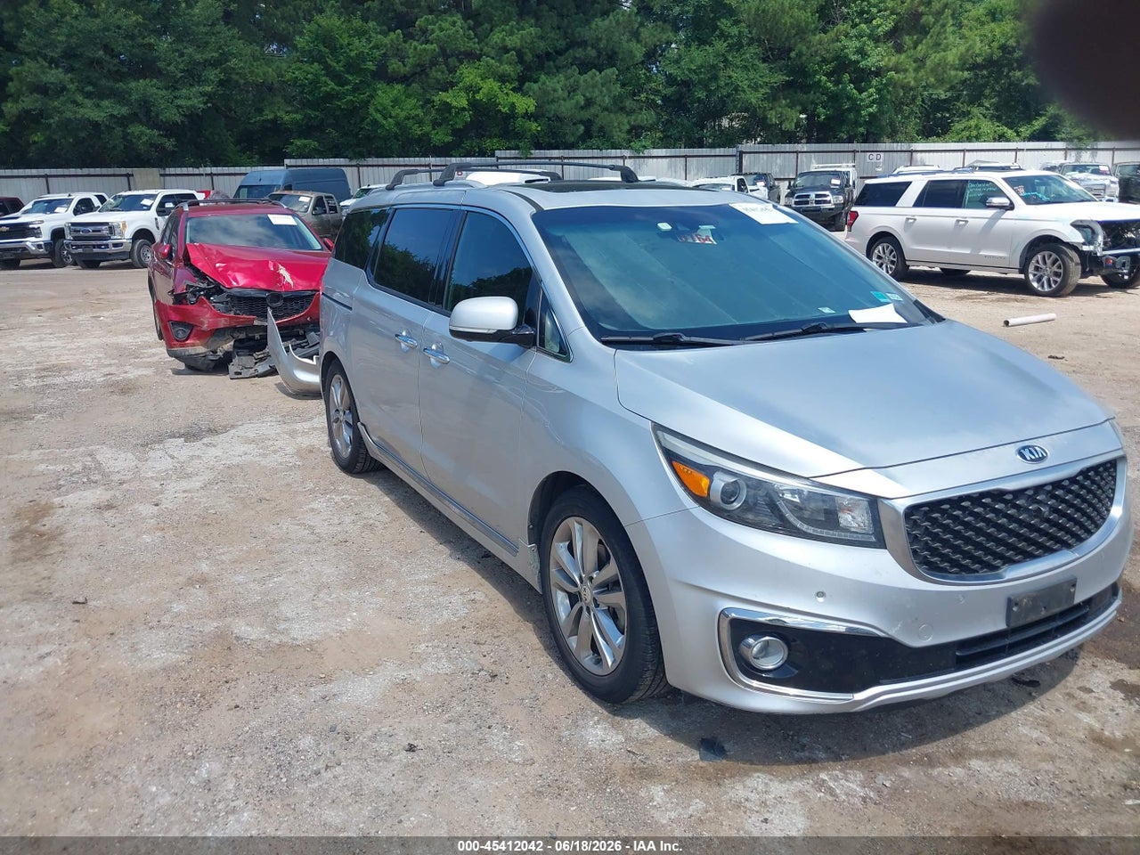 KNDME5C13G6****** · 2016 KIA SEDONA SX LUXURY