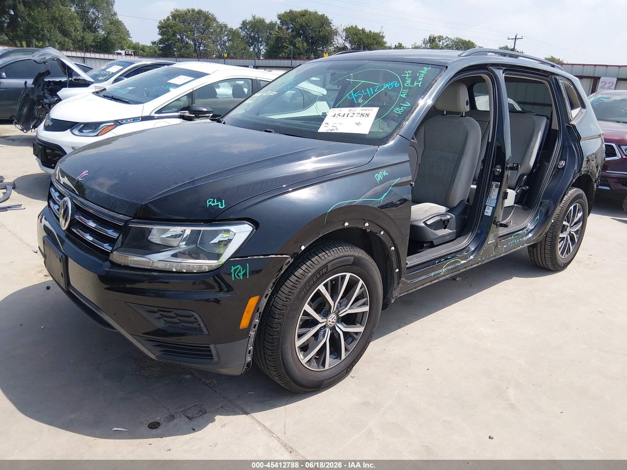 2021 VOLKSWAGEN TIGUAN 2.0T S · 2/11