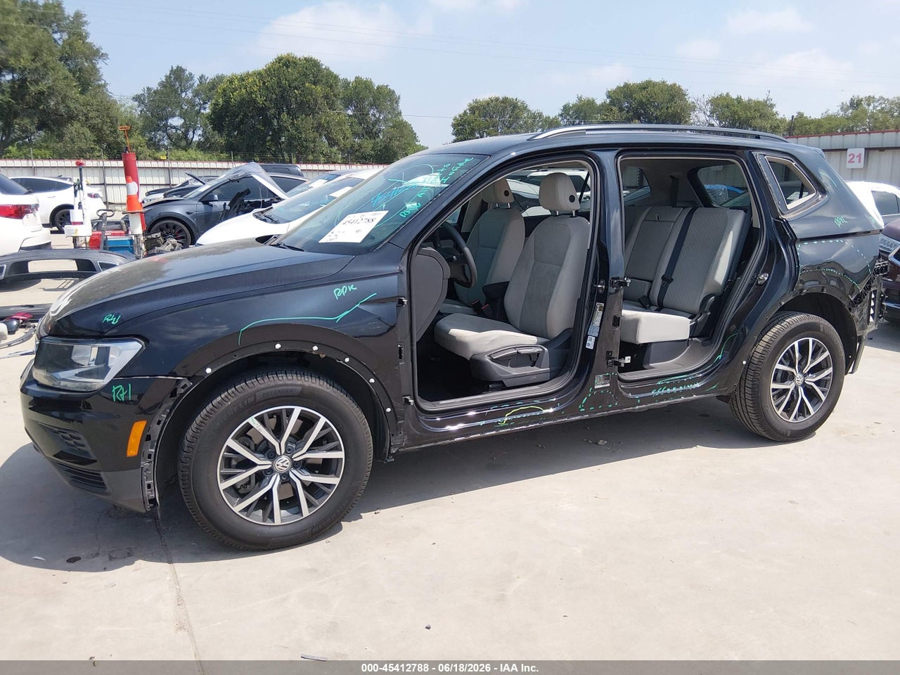 2021 VOLKSWAGEN TIGUAN 2.0T S · 6/11