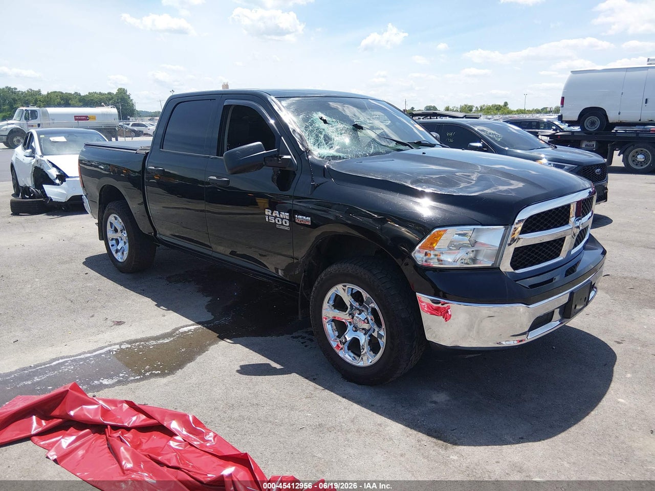 3C6RR7KT8LG****** · 2020 RAM 1500 CLASSIC TRADESMAN  4X4 5'7 BOX