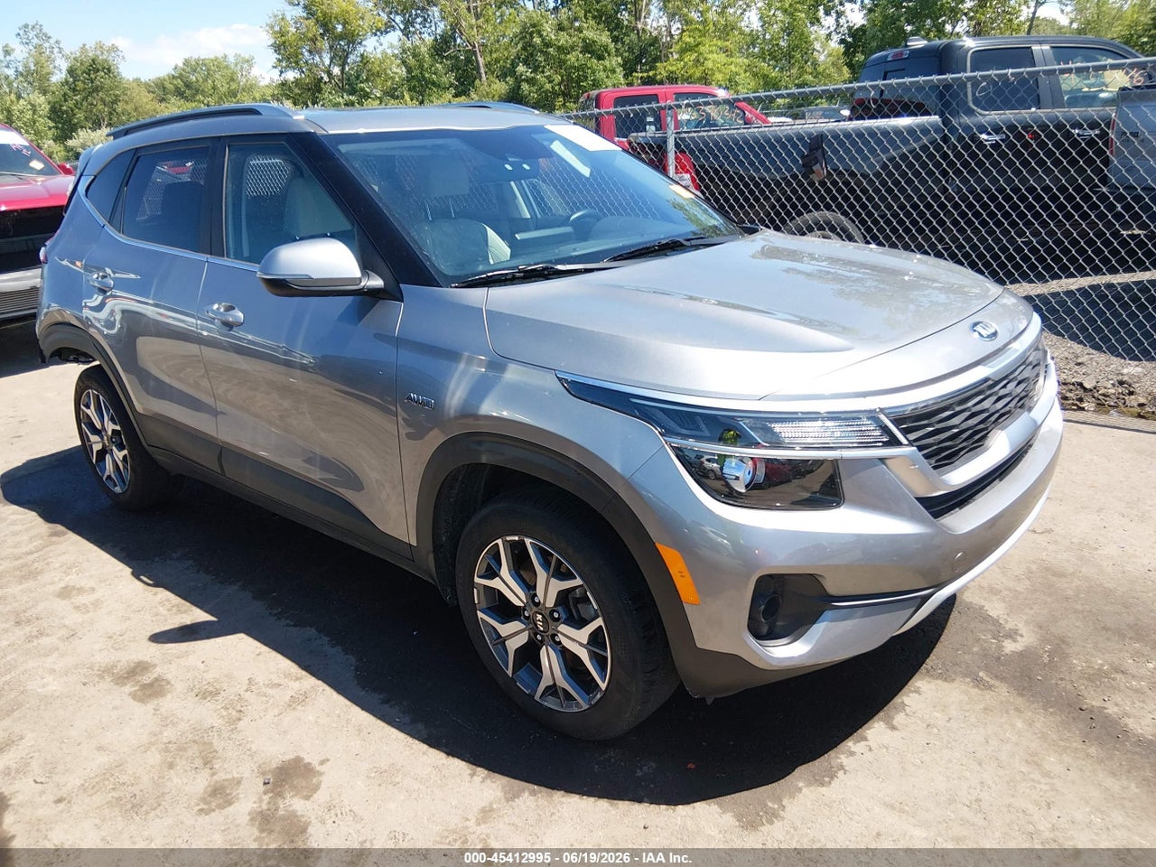 KNDERCAA8M7****** · 2021 KIA SELTOS EX