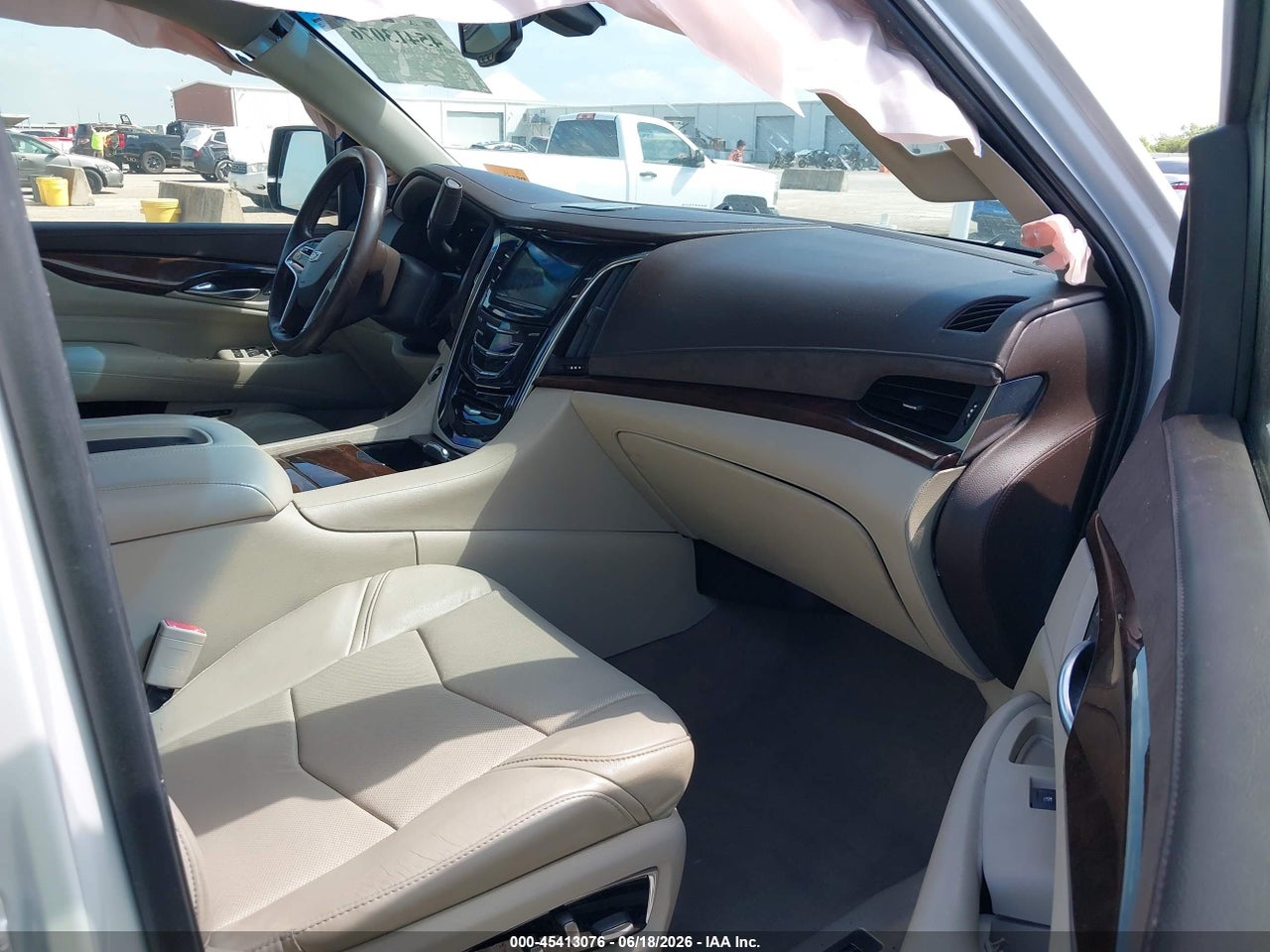 2017 CADILLAC ESCALADE ESV STANDARD · 5/10