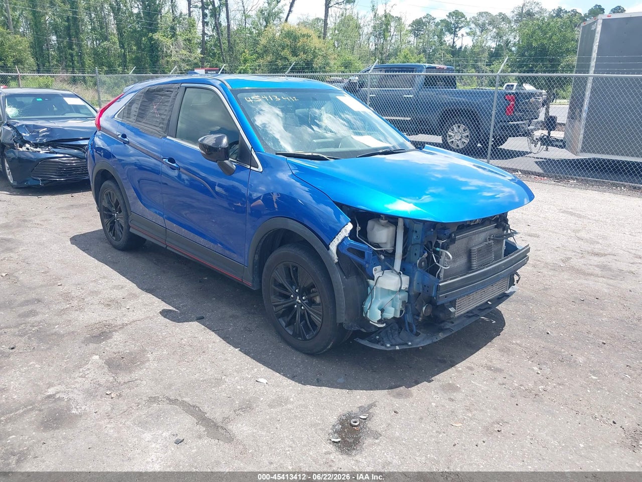 JA4AT4AA7KZ****** · 2019 MITSUBISHI ECLIPSE CROSS LE