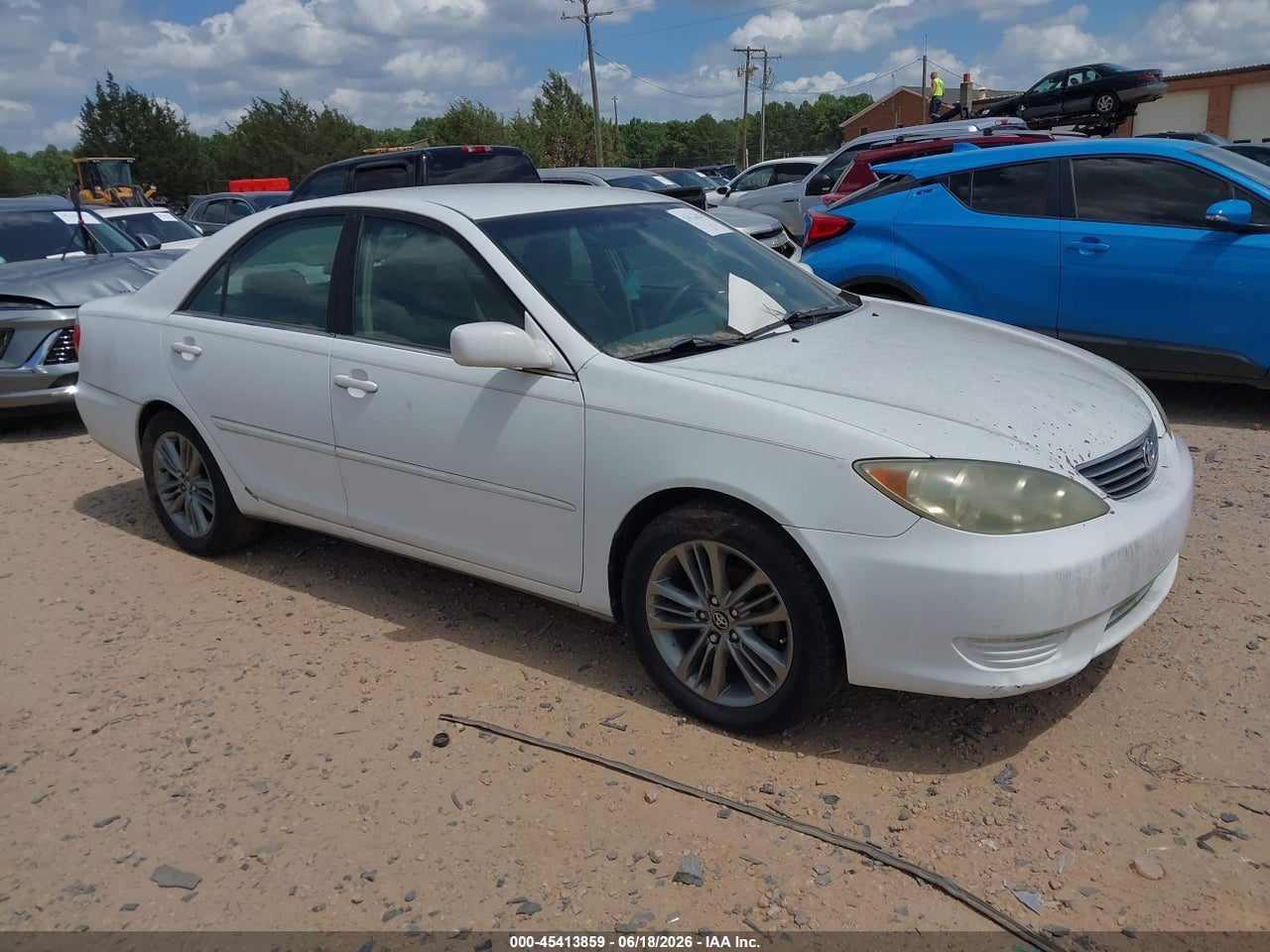 4T1BE32K75U****** · 2005 TOYOTA CAMRY LE