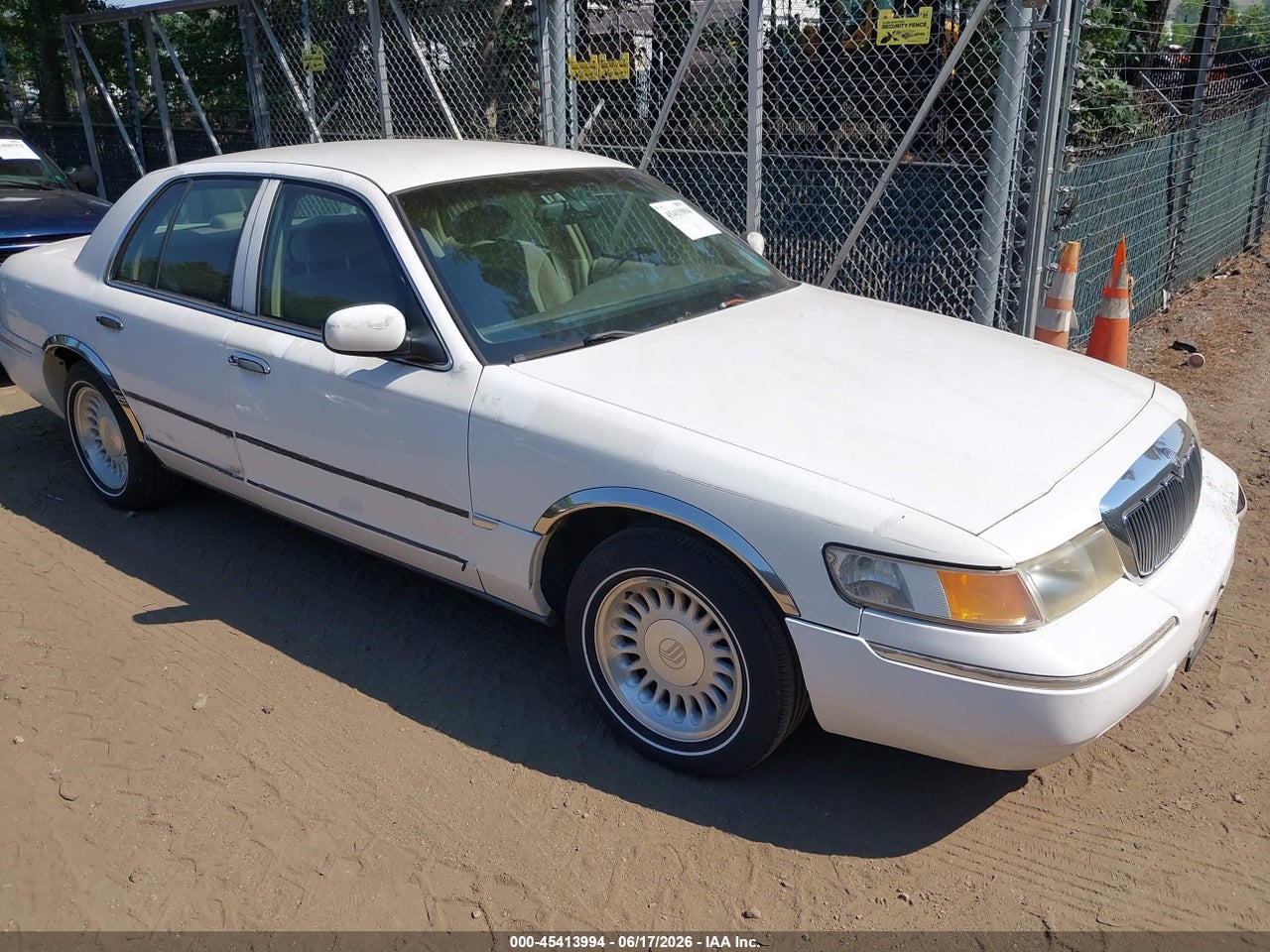 2MEFM75W4XX****** · 1999 MERCURY GRAND MARQUIS LS