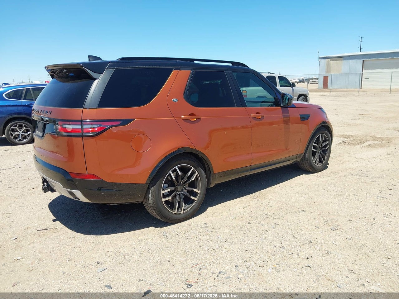 2017 LAND ROVER DISCOVERY HSE LUXURY · 4/11
