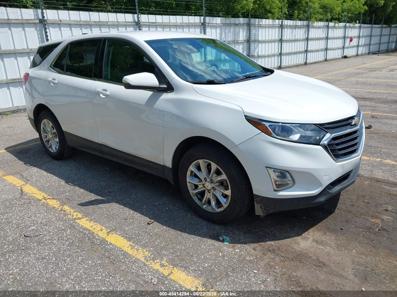 2GNAXJEV7J6****** · 2018 CHEVROLET EQUINOX LT