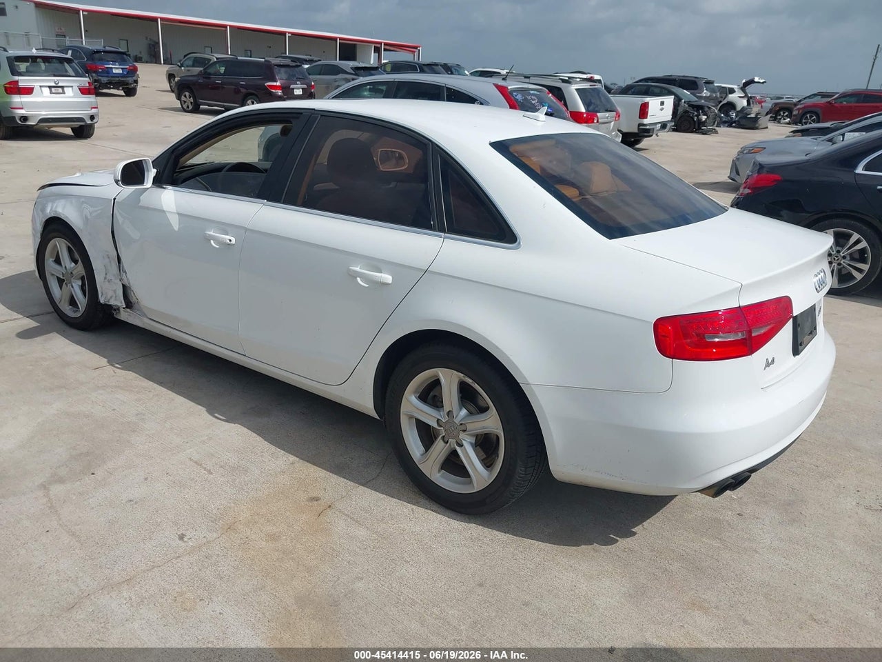 2013 AUDI A4 2.0T PREMIUM · 3/11