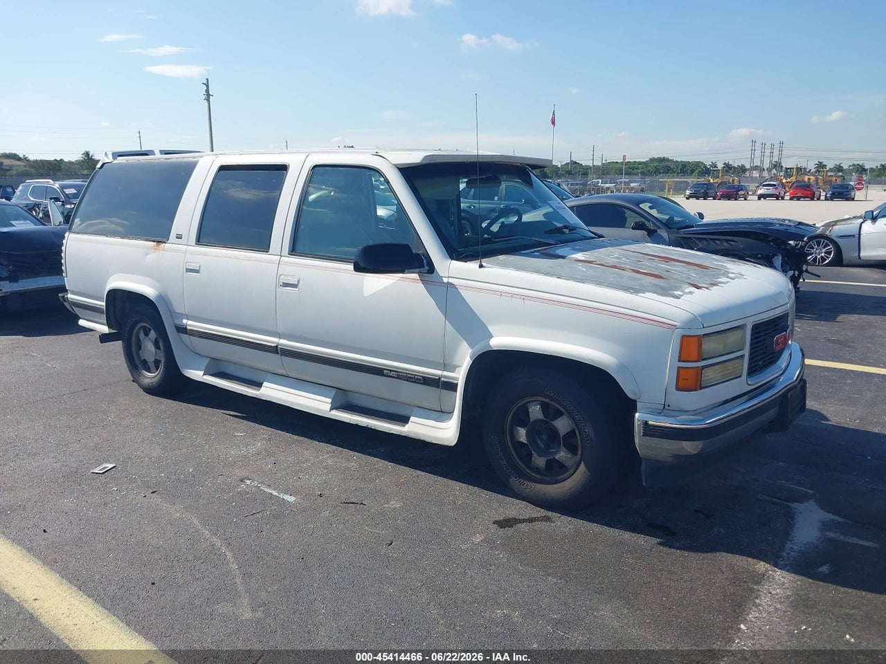 1GDEC16K4RJ****** · 1994 GMC SUBURBAN C1500