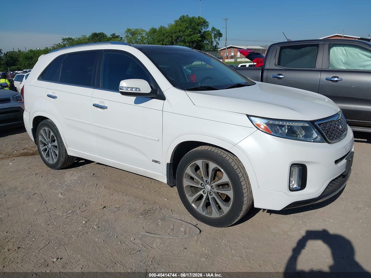 5XYKWDA73FG****** · 2015 KIA SORENTO SX V6
