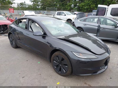 5YJ3E1EAXSF****** · 2025 TESLA MODEL 3 LONG RANGE REAR-WHEEL DRIVE/STANDARD REAR-WHEEL DRIVE