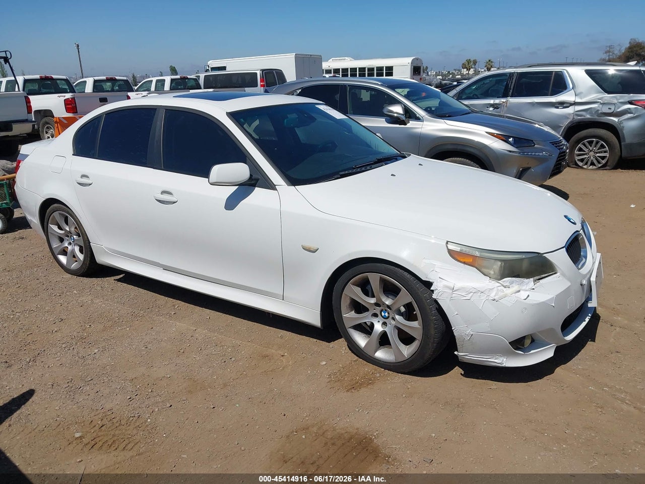 WBANB53567C****** · 2007 BMW 550I