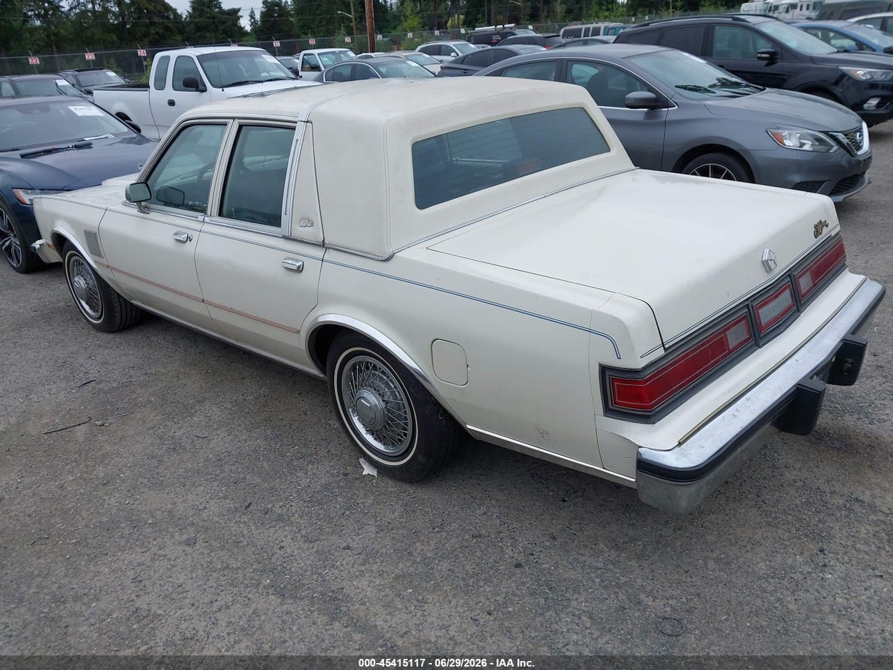 1986 CHRYSLER FIFTH AVENUE · 3/11