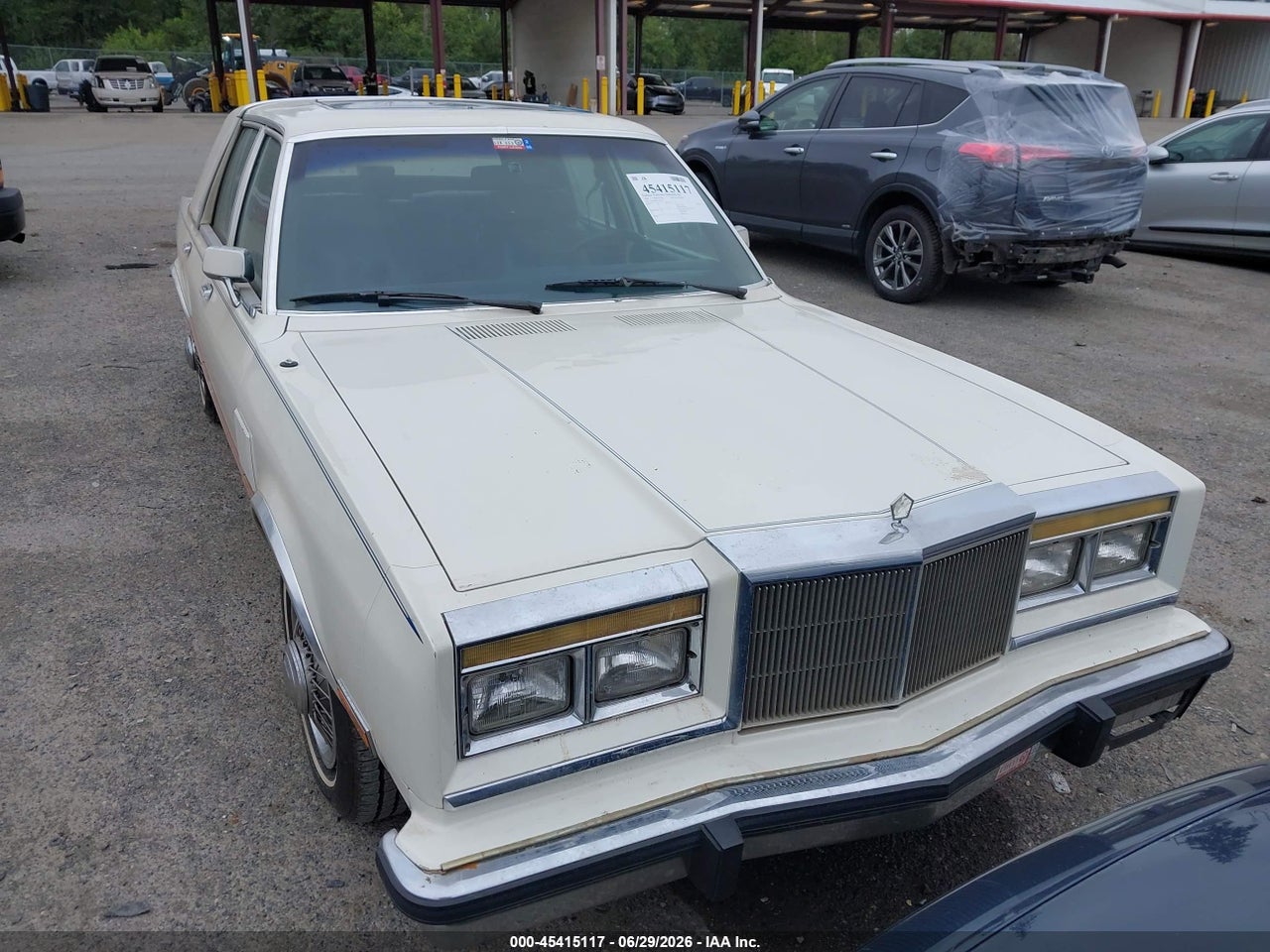 1986 CHRYSLER FIFTH AVENUE · 6/11