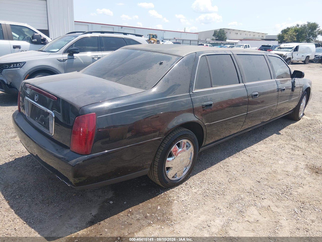 2004 CADILLAC DEVILLE STANDARD · 4/11