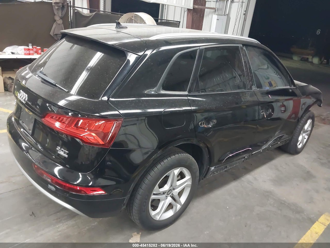 2018 AUDI Q5 2.0T PREMIUM/2.0T TECH PREMIUM · 4/11